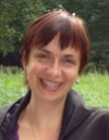 Magdalena Brychcínová (na mateřské dovolené, překladatelka některých článků na tomto webu; Praha, Česká republika)